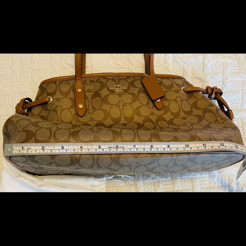 Coach Purse - Picture 6 of 10